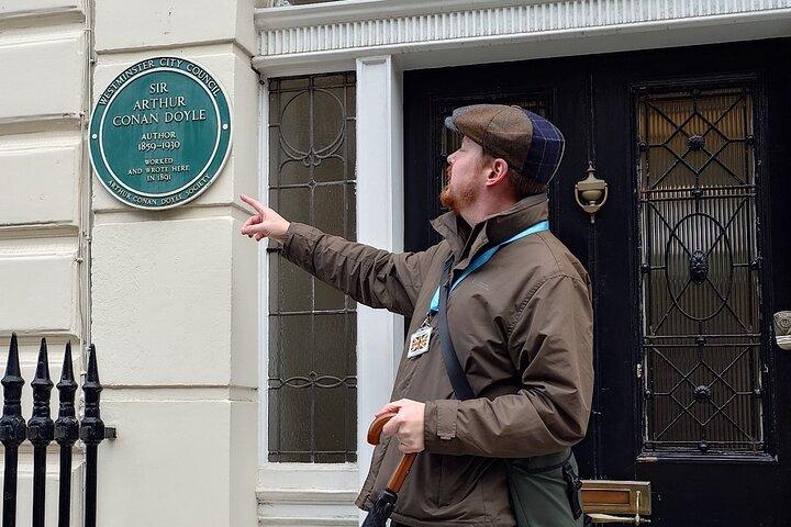 Sherlock Holmes BBC Series and Traditional Locations - A Very Small Group Tour