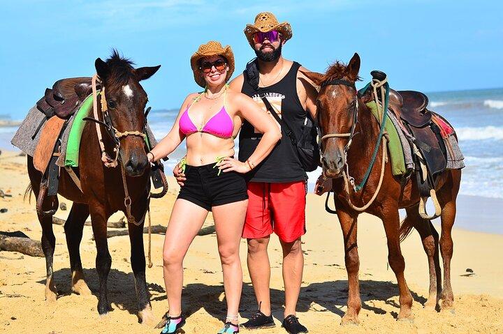 Private horseback riding Macao Beach in punta cana and Bayahibe