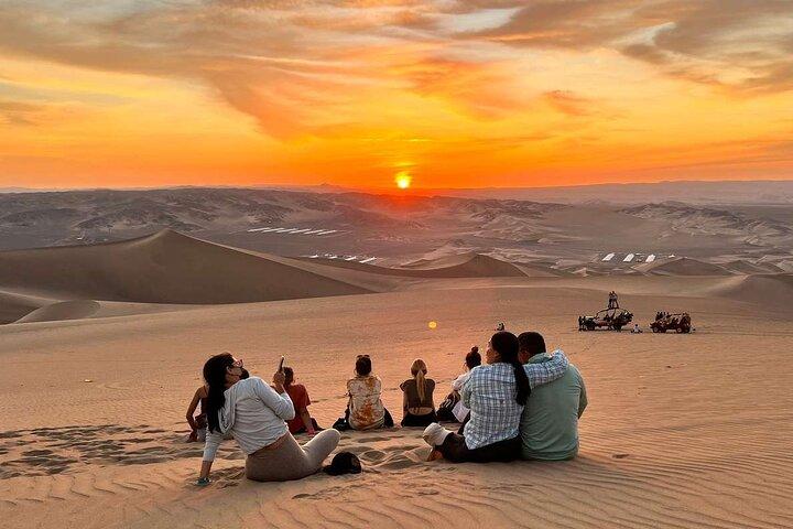 Buggy eventyr i Huacachina Sandboarding og ørken solnedgang