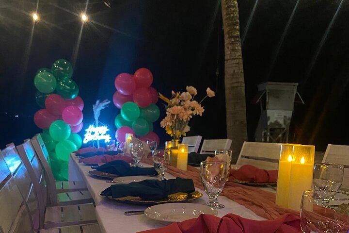 Birthday Dinner On Beach In Montego Bayジャマイカ