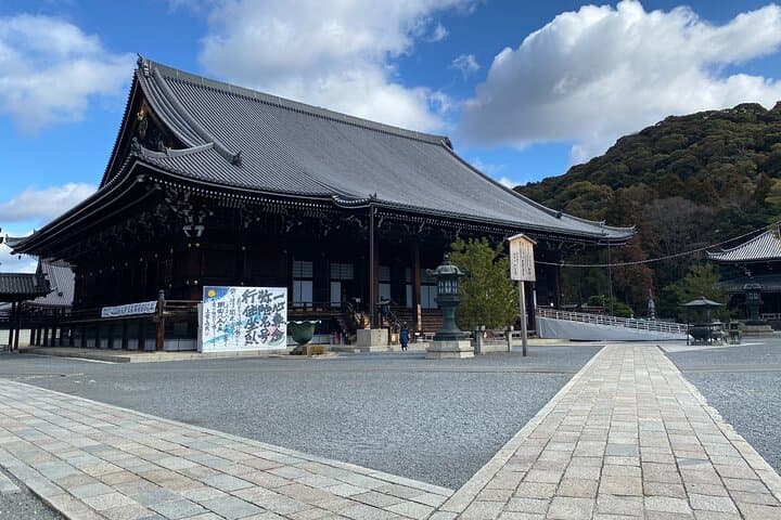 From Osaka to Kyoto for a Day of Culture and History