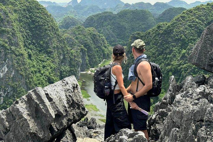 Van Hanoi naar Ninh Binh en Ha Long Bay 2-daagse tour