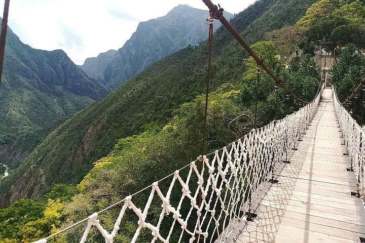 Tolantongo Hot Springs Tour