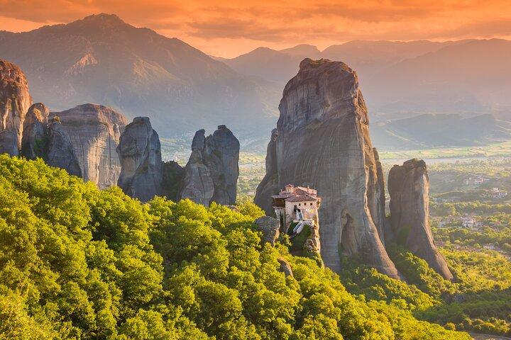 Meteora Monasteries from Volos - Shore Excursion with Port Pickup