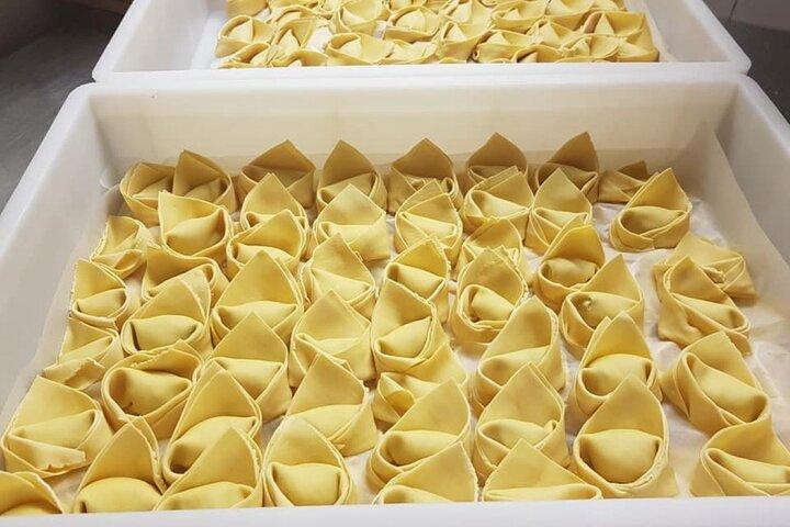 Pâtes fraîches et sauces italiennes authentiques