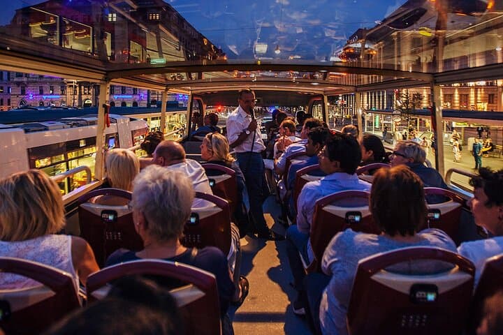Sydney Panoramic Big Bus Night Tour with Live Guide