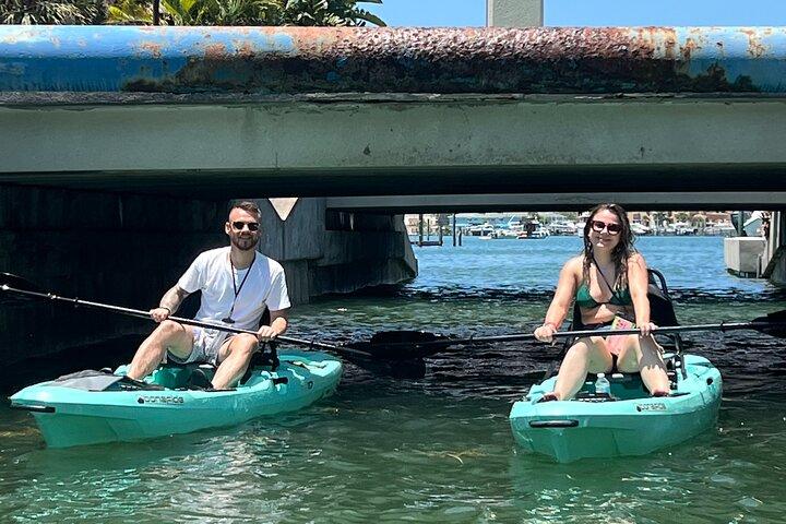 Luxus-Einzelkajaktour zu einer Insel vor Clearwater Beach!