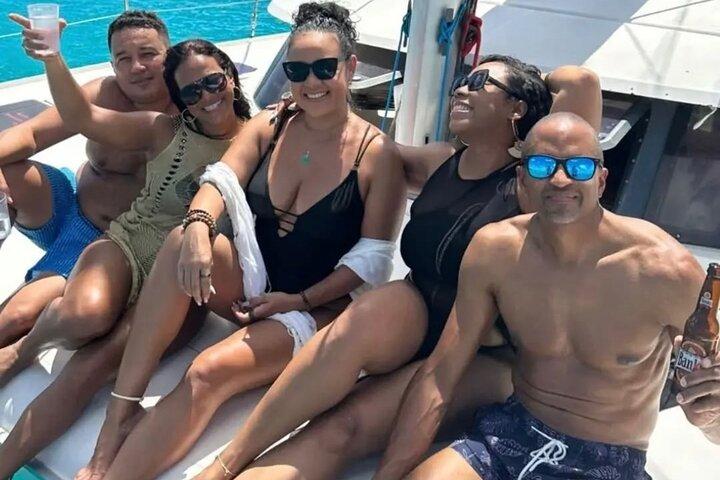 Barbados Catamaran Snorkeling Turtle and Shipwrecks tour