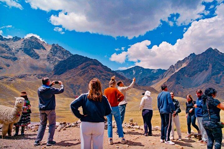 Excursion panoramique d'une journée de Puno à Cusco avec déjeuner (route du soleil)