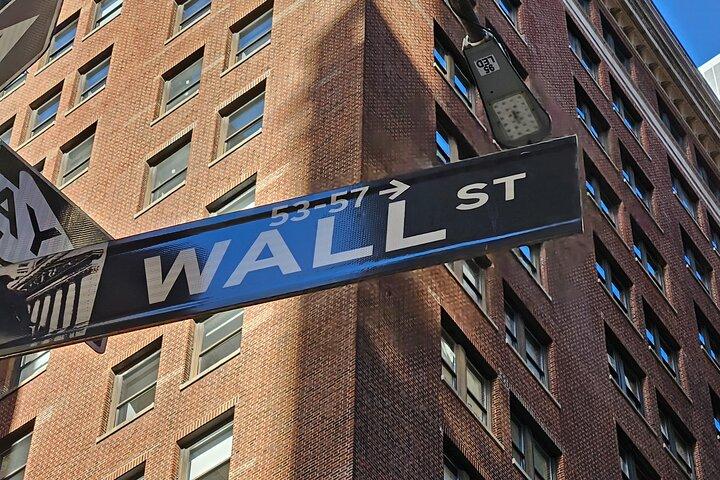 New York : Wall Street Finance & Power, 9/11 memorial & the Bull