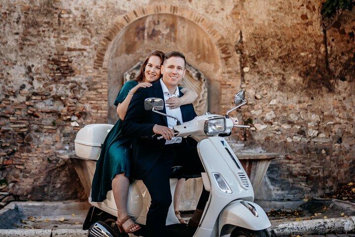 Classic Rome Vespa Tour Storia Viste e divertimento