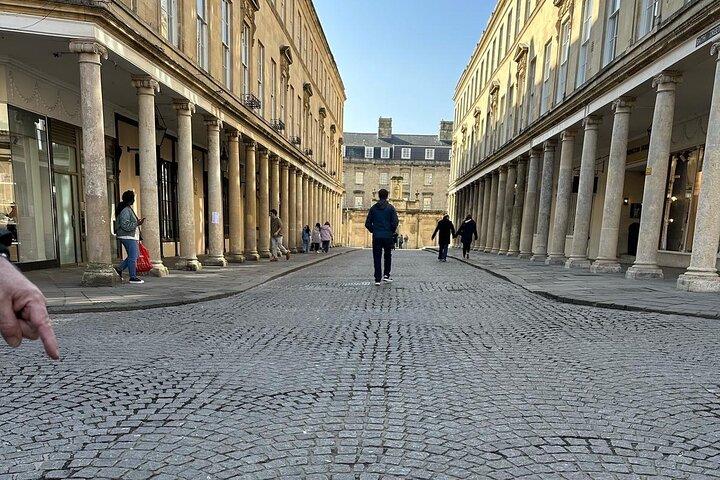 Stonehenge and Bath Private Black Cab Tour with Hotel Pick Up
