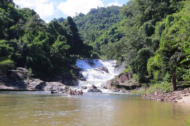 Dien Khanh e Khanh Vinh Exploração Cultural e Natural