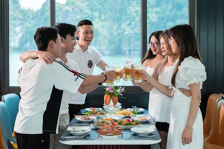 Die Legende von Lan Ha von Premium Cruises