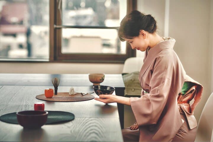 Tokyo Tea Ceremony in Asakusa with Kimono, Matcha & Wagashi