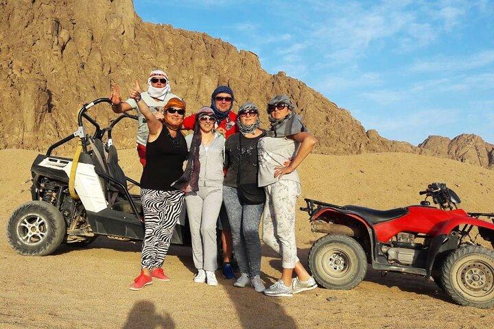 Sharm ATV Adventure to Desert Pyramid no pôr do sol