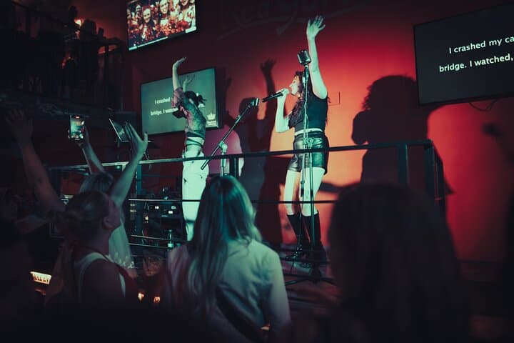 Barcelona Nightlife Tour With Karaoke, Beach bars & VIP Club