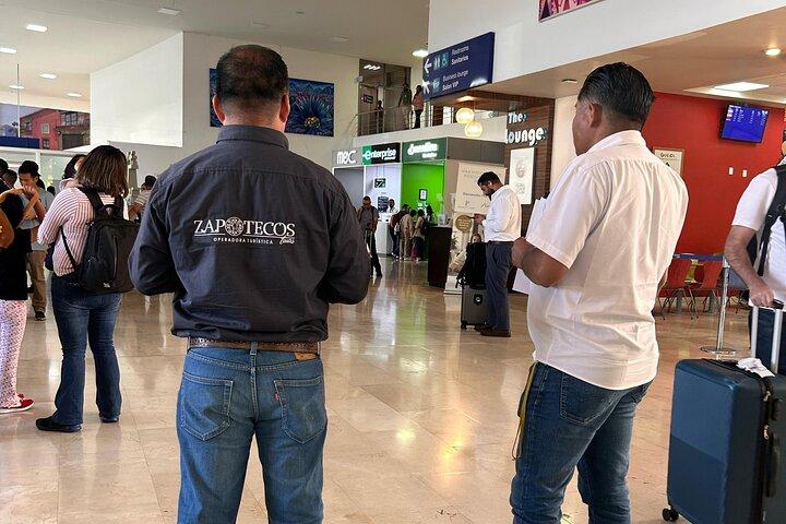 オアハカの空港からホテルまでの交通手段