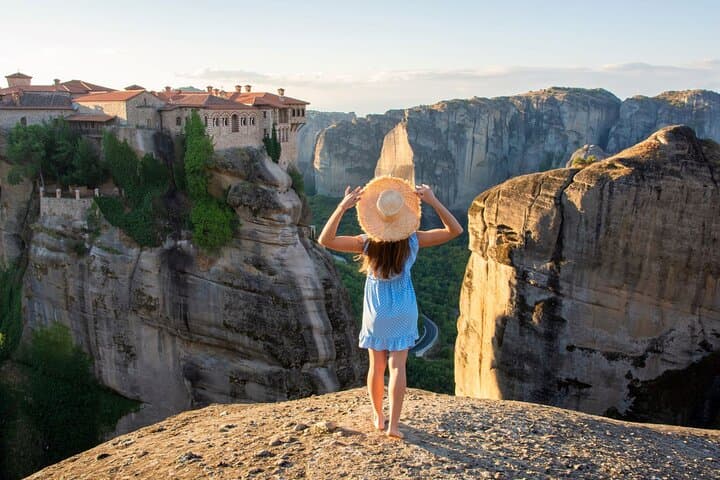 Athens: Meteora Monasteries, Hermit Caves Tour with Pickup