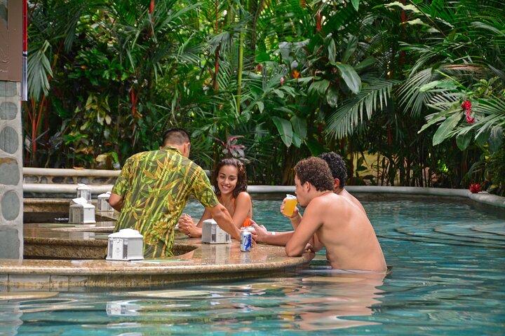 Baldi Hot Springs Resort – Pase de un día con una comida