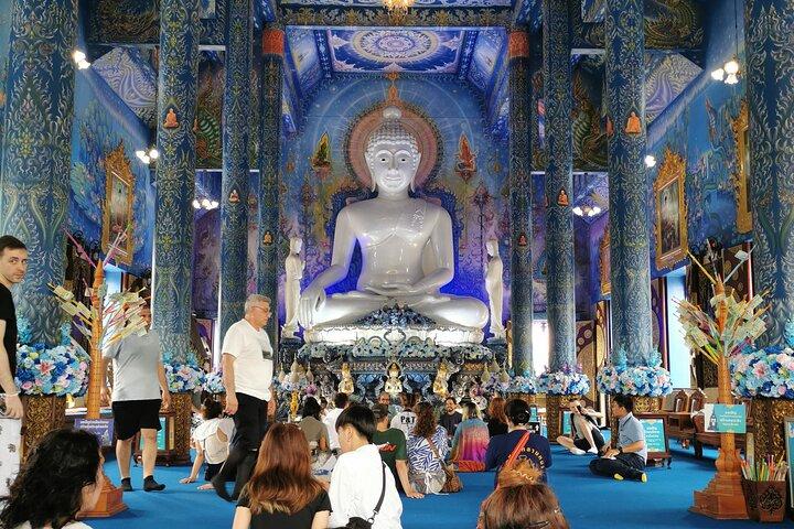 Au départ de Chiang Mai : Excursion d'une journée à Chiang Rai White Blue Red Temples