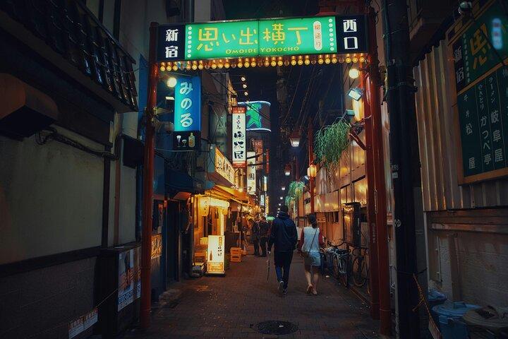 Tóquio Shinjuku à noite