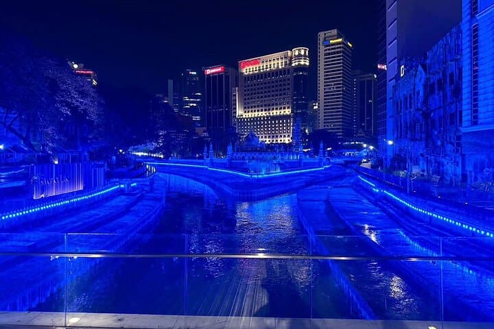 Private Putrajaya Sunset Cruise and Kuala Lumpur Night Trip