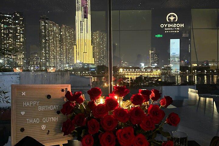 Romantische Flitterwochen Dinner Tour mit Sightseeing Cruise On River