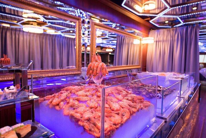 Pattaya All Star Cabaretshow Cruise