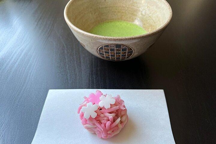 Matcha Tea Ceremony Experience with Japanese Sweets in Tokyo