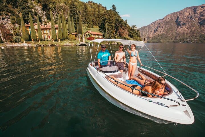 Lake Como: Self drive boat experience