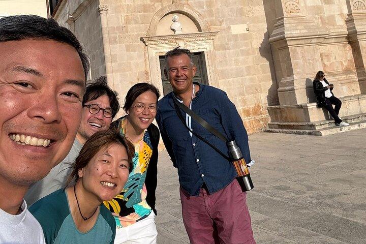 Heldagstur till Hvar – vin, lavendel, lunch och gömda byar