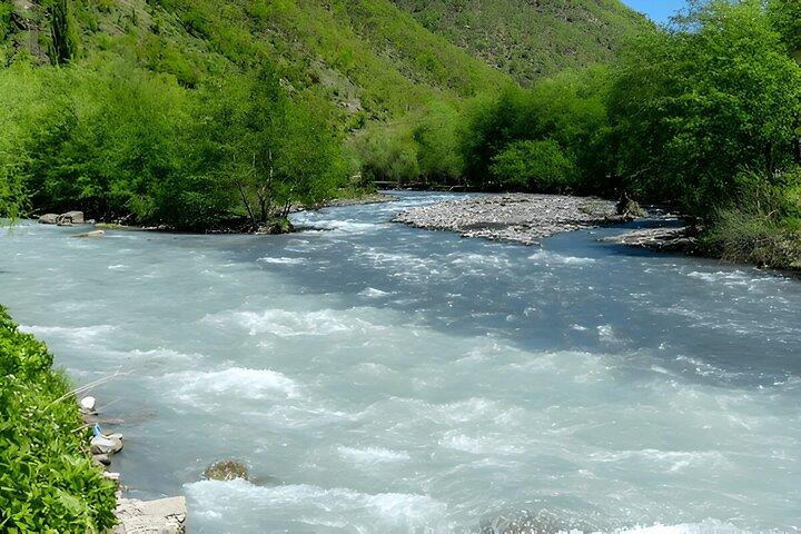 Fra Tbilisi til Kazbegi Stepantsminda Gudauri GroupGuided Tour