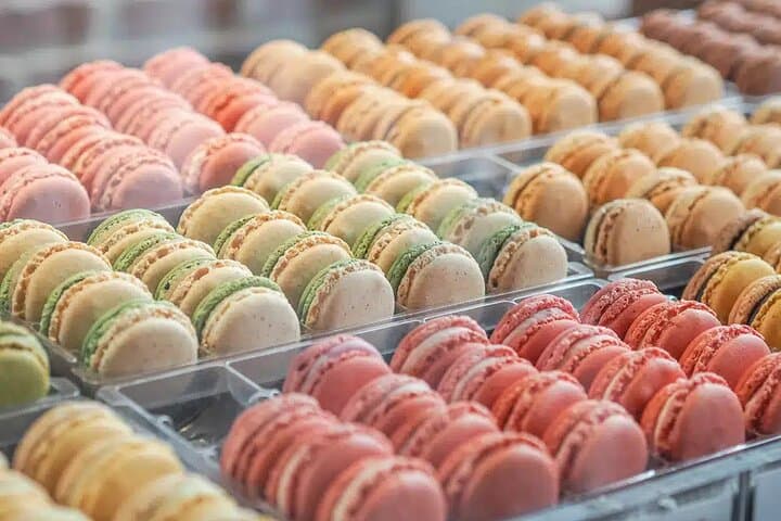 Paris Chocolat and Pastry Tour, Award-Winning & Trendy Desserts
