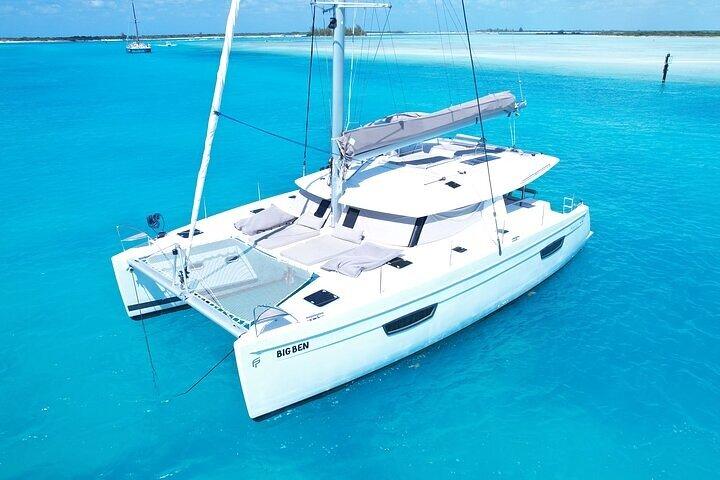 Noah's Ark Beach Club Tour Catamaran 44 Big Ben