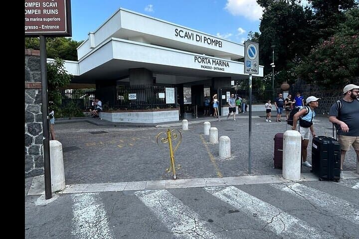 Small-Group Shared Tour Pompeii and Sorrento