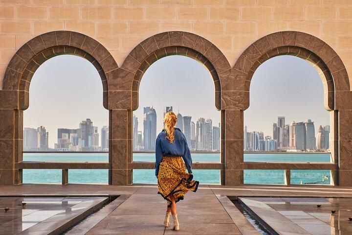 Doha: Visita guiada à cidade com a tradicional Dhow Cruise Skyline