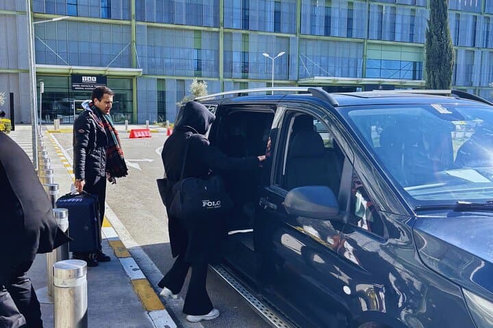 Izmir Airport Transfer to Cesme Alacati Kusadasi