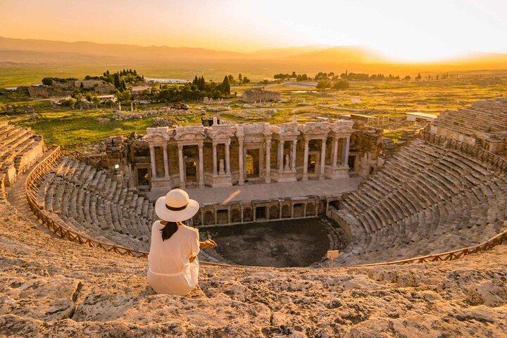 Da Antalya Pamukkale e Hierapolis Tour con piscina Cleopatra