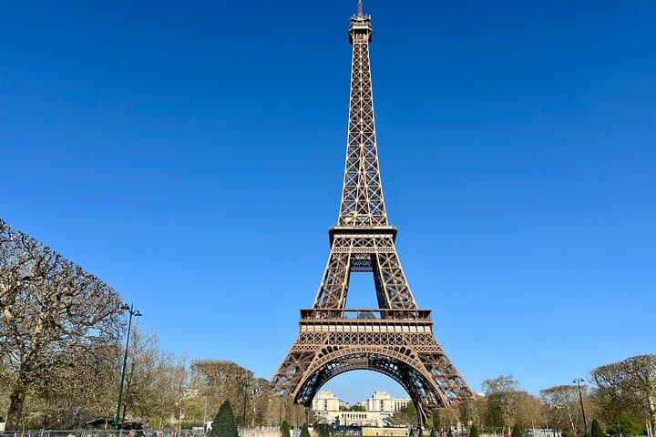Eiffel Tower Guided Tour Access by Elevator 2nd Floor and Summit