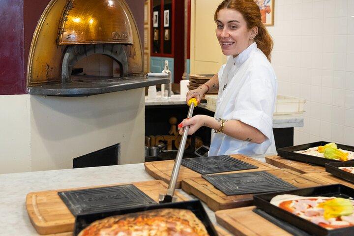 Clase de cocina en el corazón de Roma: Pizza y Tiramisú
