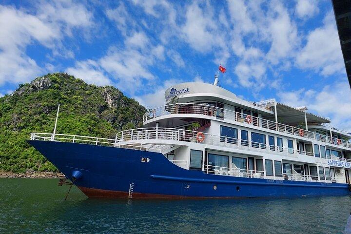 Halong e Lan Ha Bay Explorer 2D1N a bordo della Sapphire Cruise