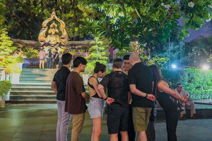 Descubra os pontos escondidos de Saigon na aventura da motocicleta noturna