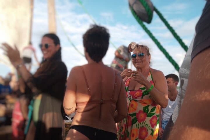 Sunset Cruise with Aperitif on the Indian Ocean