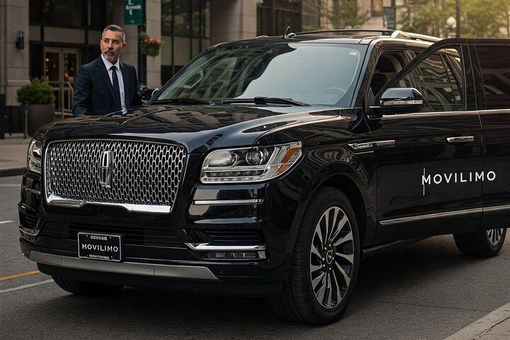 Trasferimento SUV Curbside da ORD & MDW al centro di Chicago