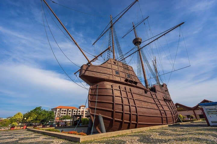 (PREMIUM) Historic Malacca Day Tour - Explore what others miss