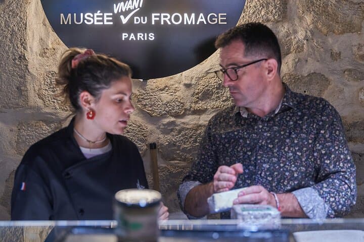 Guided visit of the Cheese Museum with Tasting Included