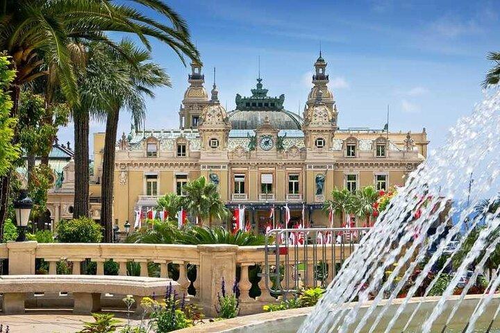 Tour en Van de Luxe Découverte de la Côte d'Azur de Nice à Monaco