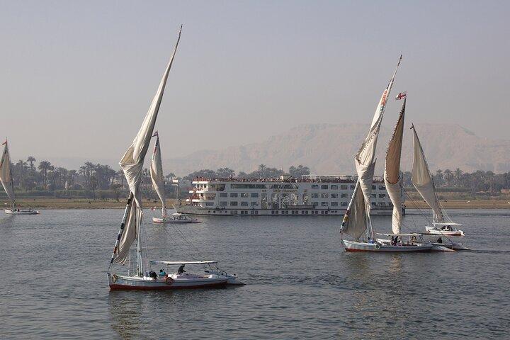 Overnatning Luxor - Hot Air Balloon ride, - guidet 6 besøg - Hotel