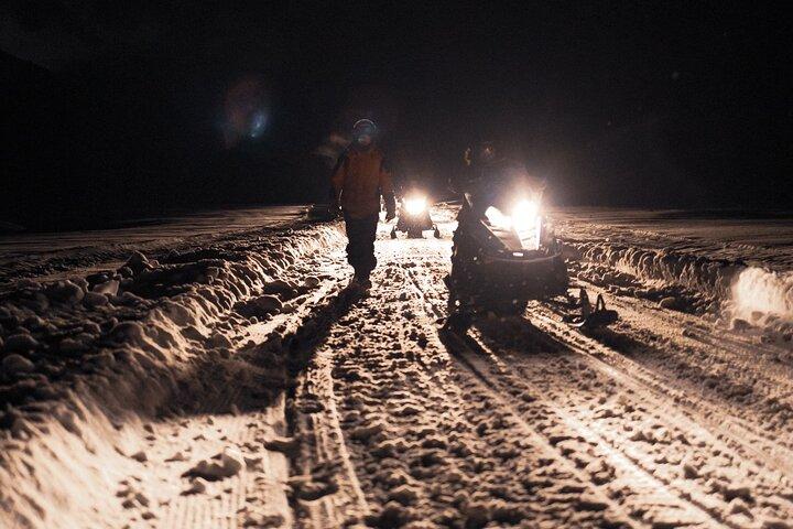 Snow and Fire with Dinner in Firepit, Sledge Ride and Snowmobile